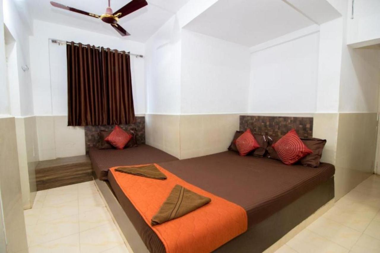 Grg Traveller Hotel